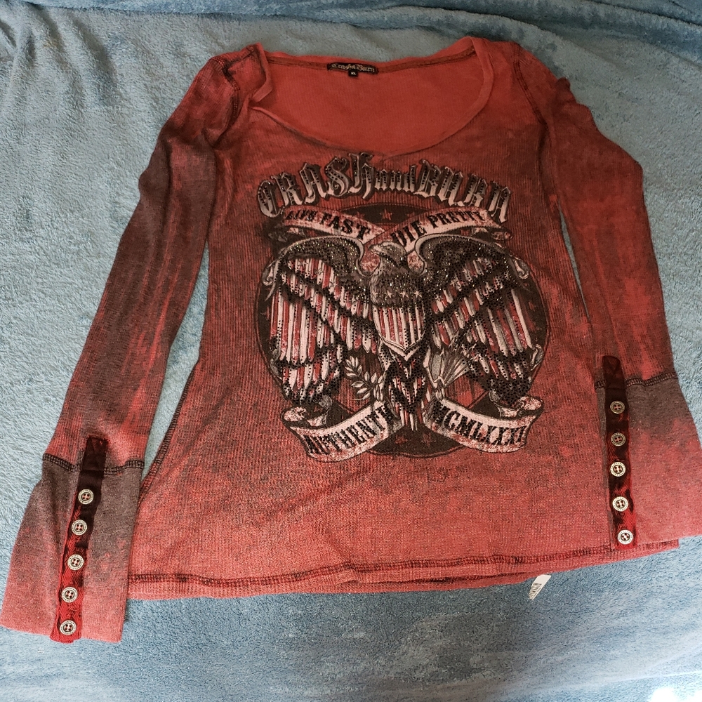 Slim fitting shirt from Buckle. Wore once.